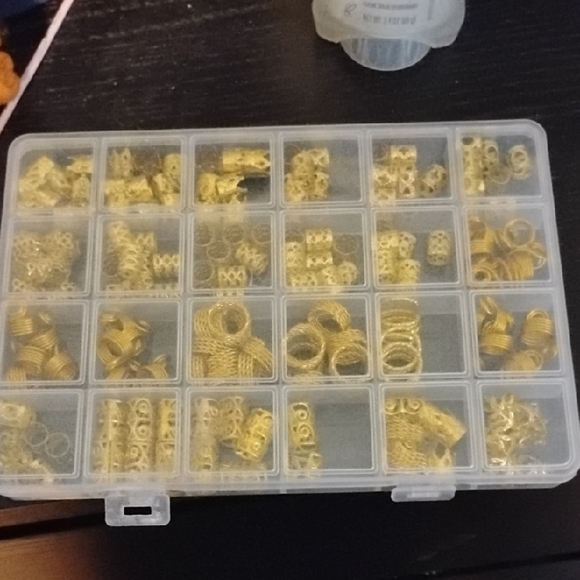 Other - Gold Hair Accessory Set